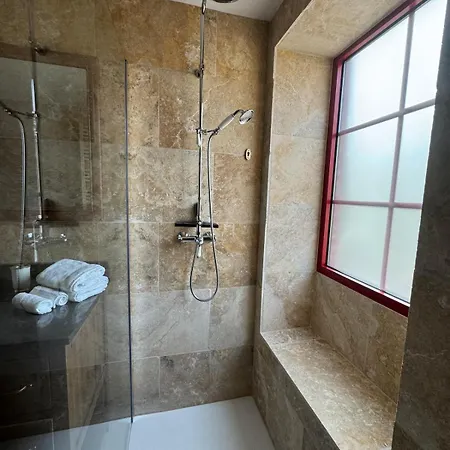 Guest house Le Maisonnette Dans Corps De Ferme Ollainville